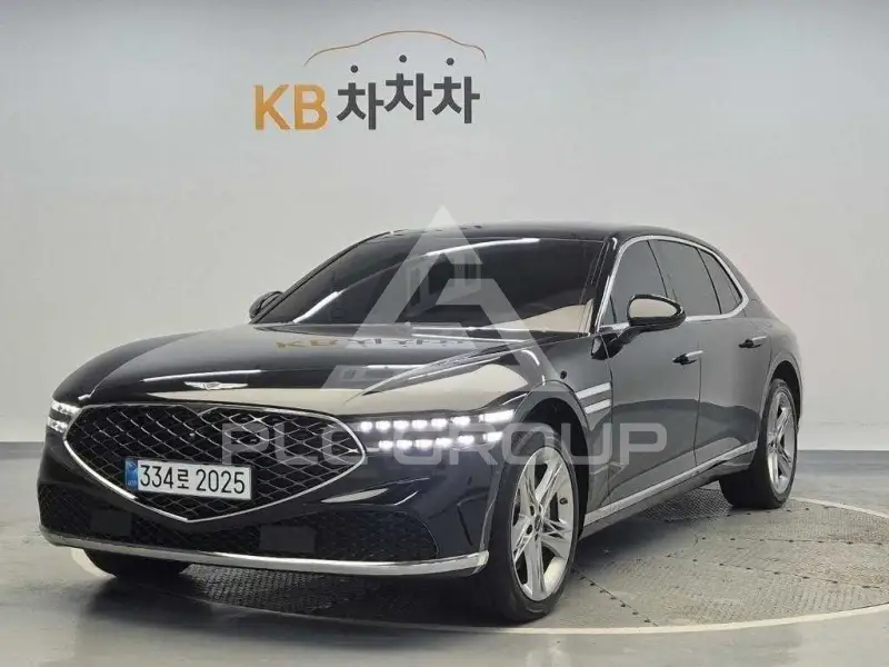 2022 Genesis G90