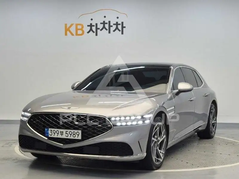 2022 Genesis G90