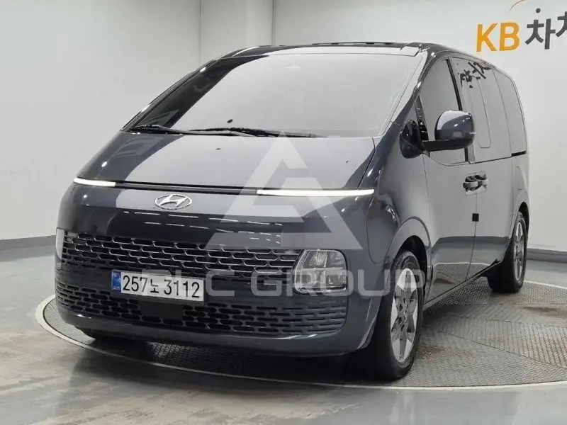 2023 Hyundai Staria