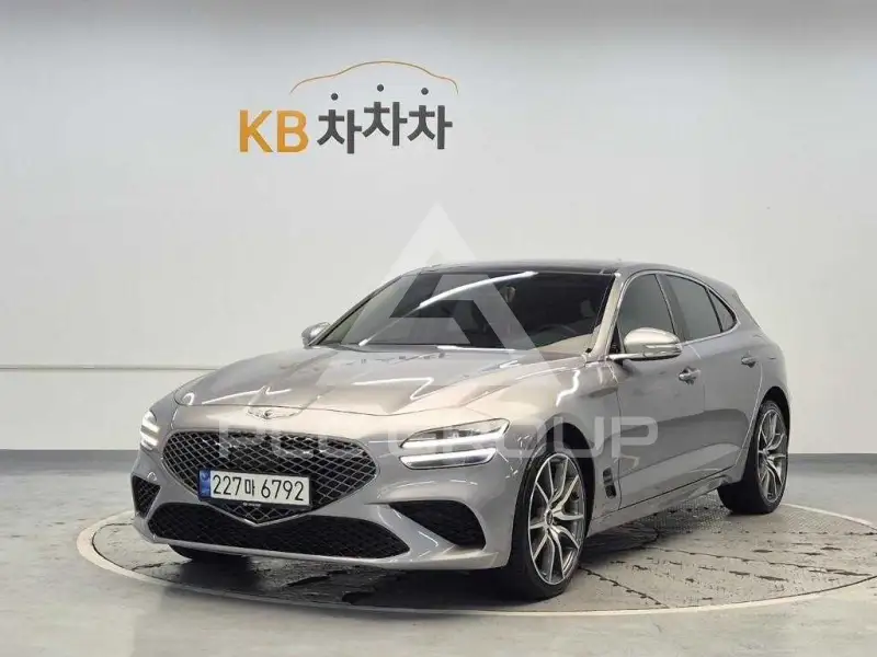 2023 Genesis G70
