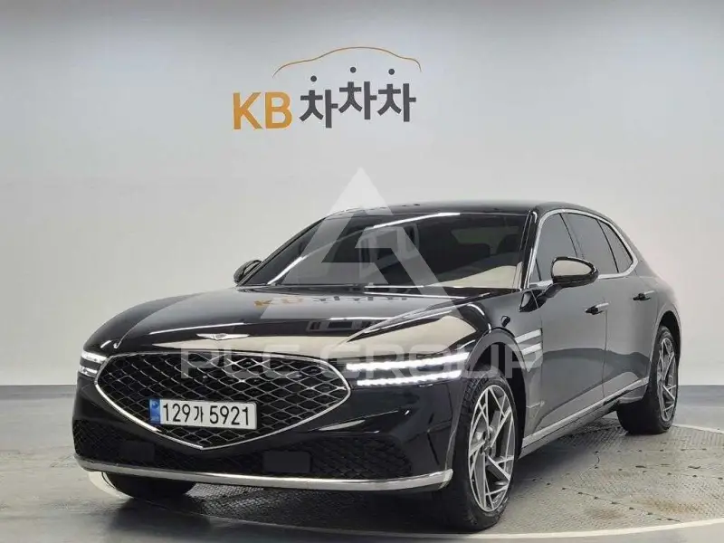 2023 Genesis G90