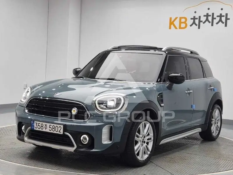 2023 Mini COUNTRY