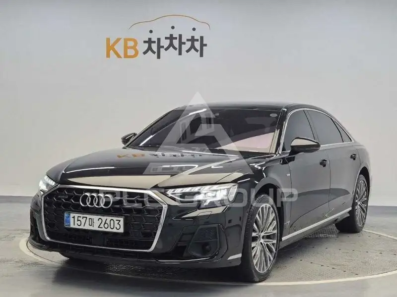 2022 Audi A8