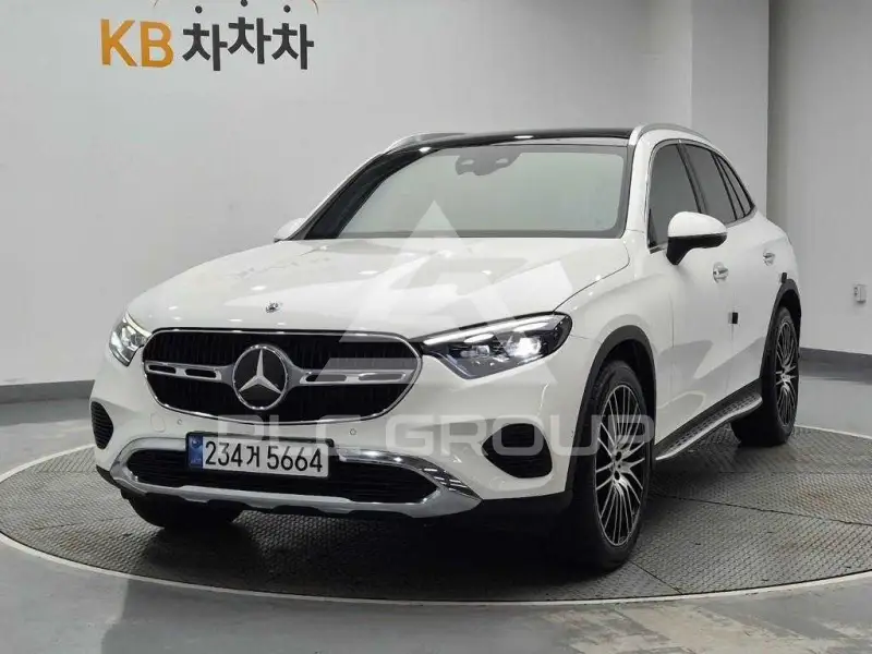 2023 Mercedes Benz GLC-Class