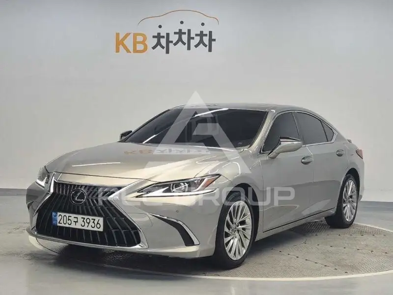 2023 Lexus ES