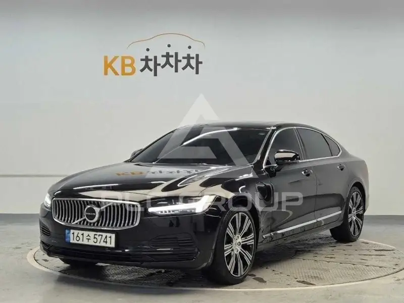 2023 Volvo 