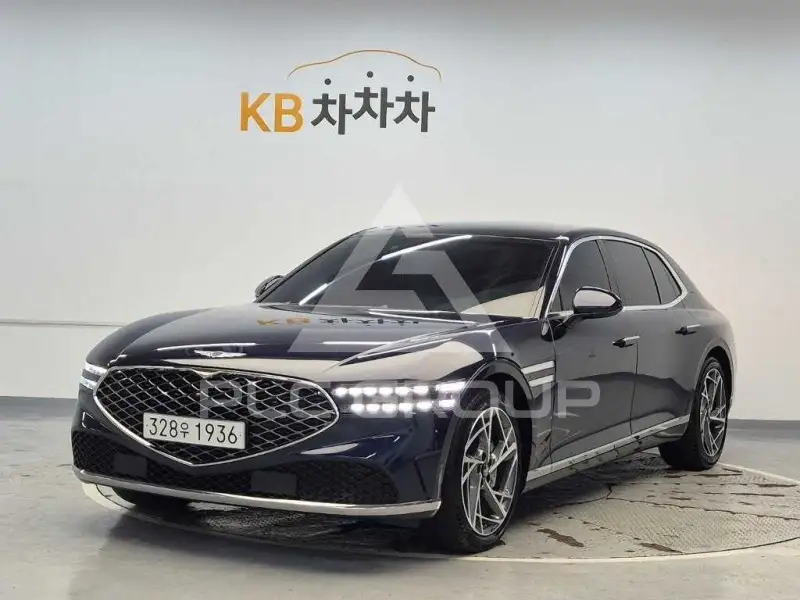 2025 Genesis G90