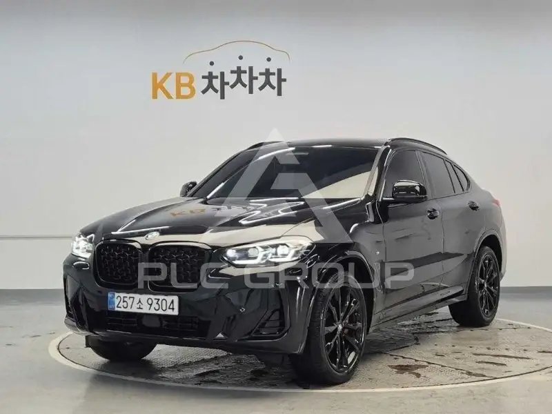 2025 BMW X4