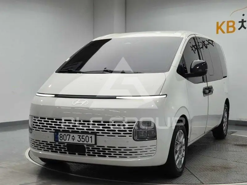 2025 Hyundai Staria