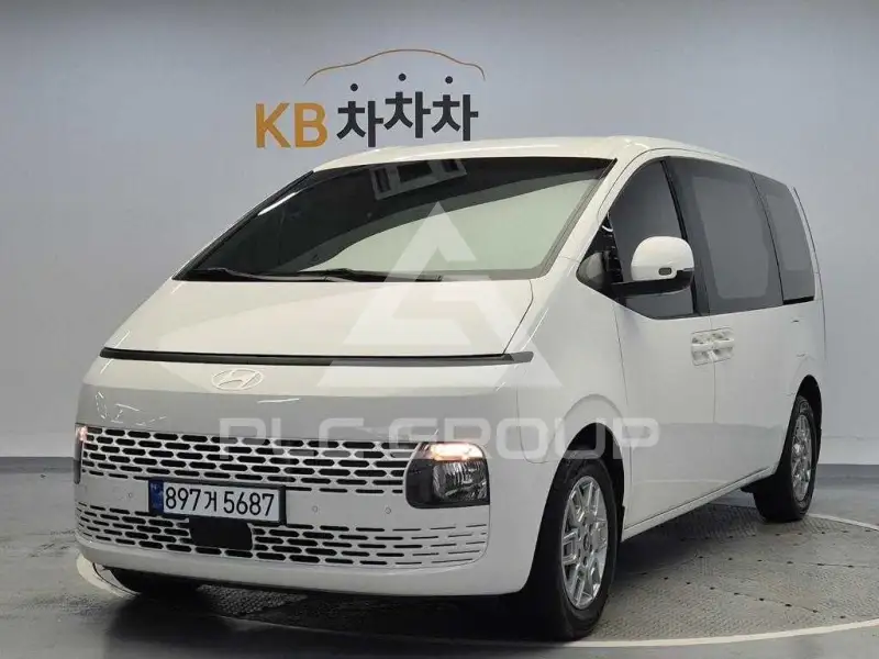 2025 Hyundai Staria