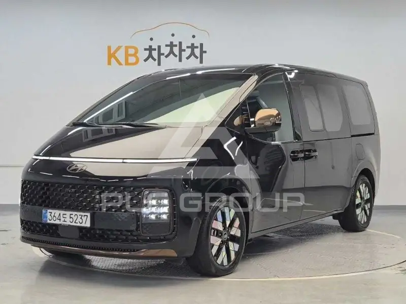 2025 Hyundai Staria