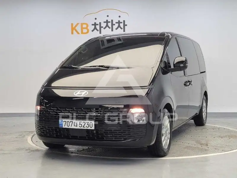 2025 Hyundai Staria