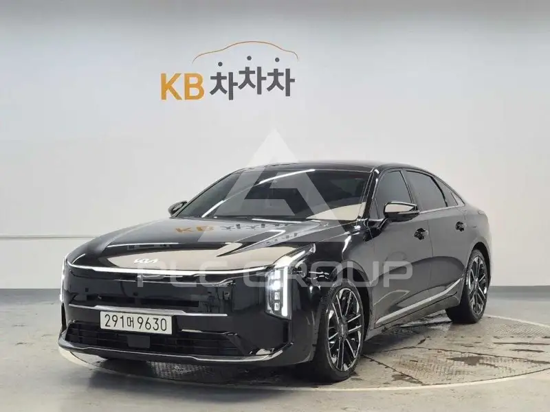 2025 KIA K8