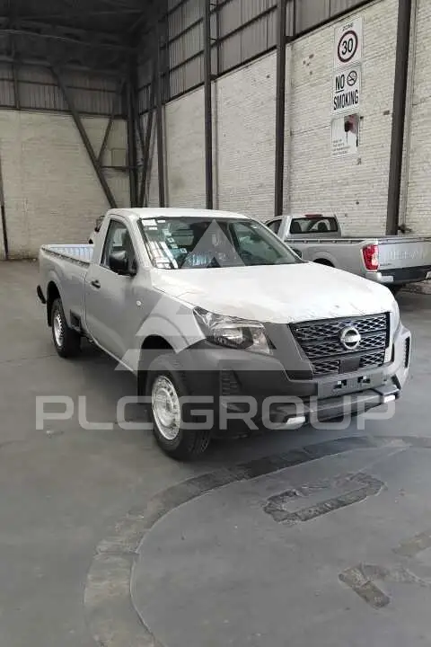 2024 Nissan Navara фото