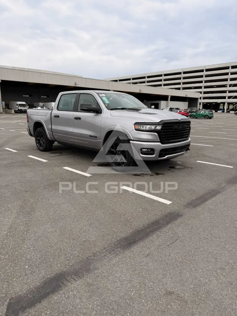 2025 RAM 1500 photo