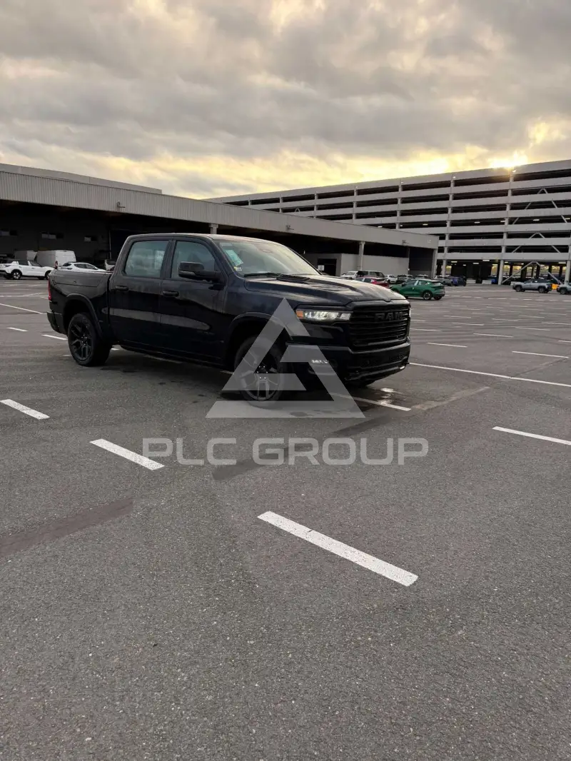 2025 RAM 1500 фото
