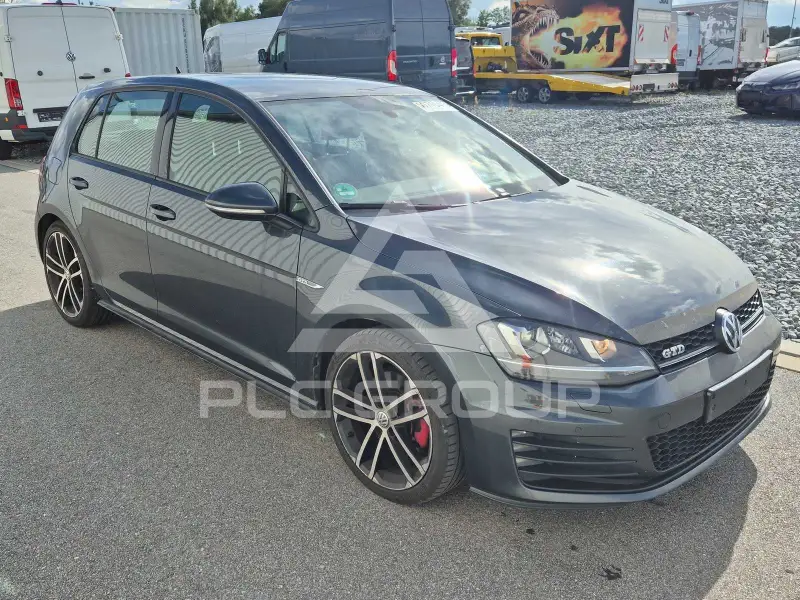2015 Volkswagen GOLF
