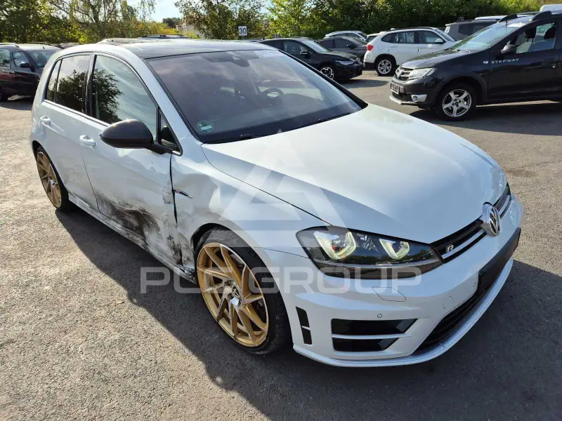 2016 Volkswagen GOLF