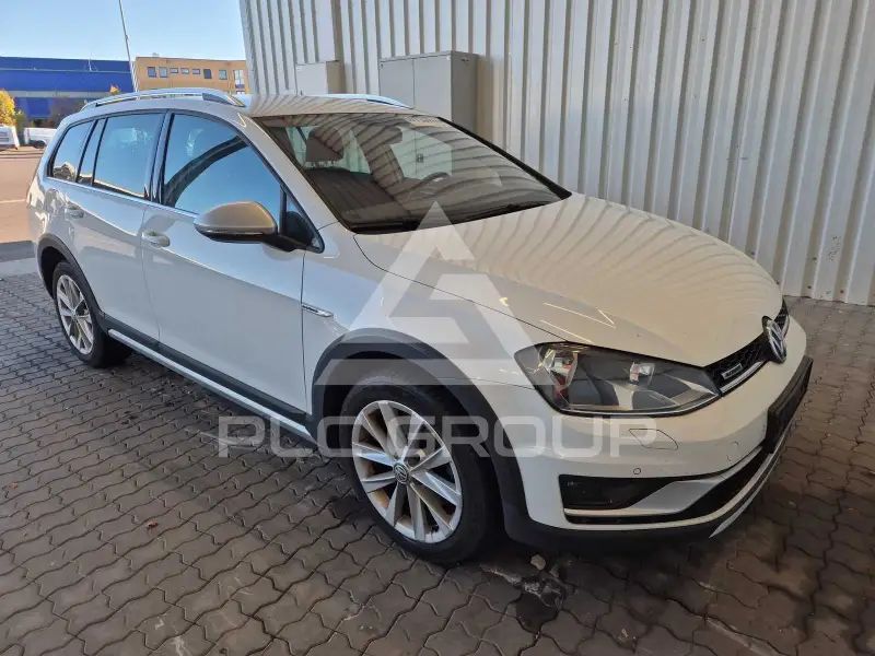 2016 Volkswagen GOLF