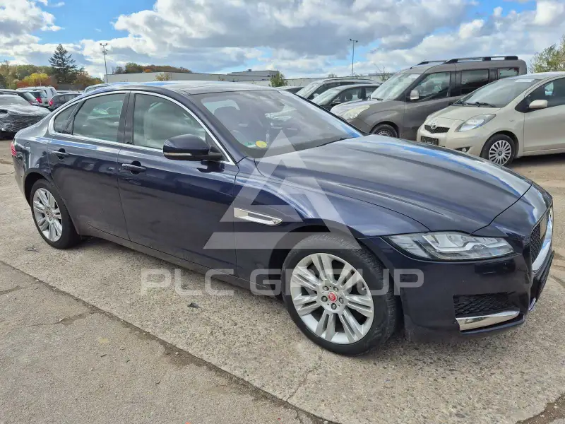 2017 Jaguar XF