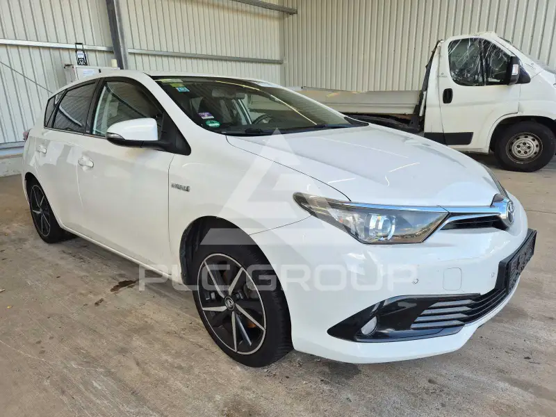 2017 Toyota AURIS