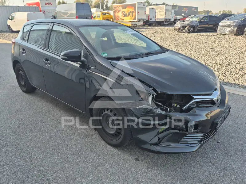 2017 Toyota AURIS
