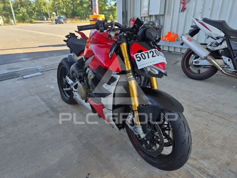 2021 Ducati STREETFIGHTER