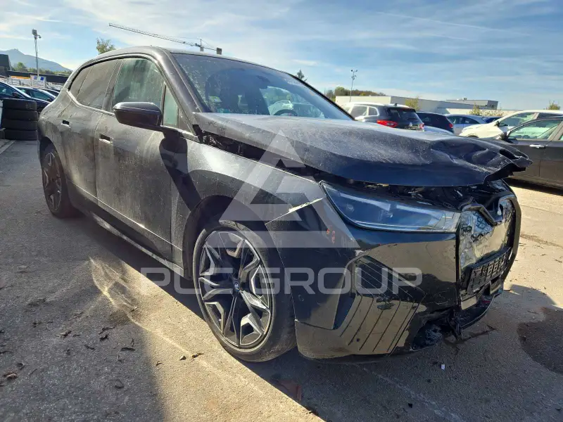 2022 BMW iX