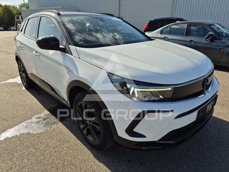 2022 Opel GrandlandX