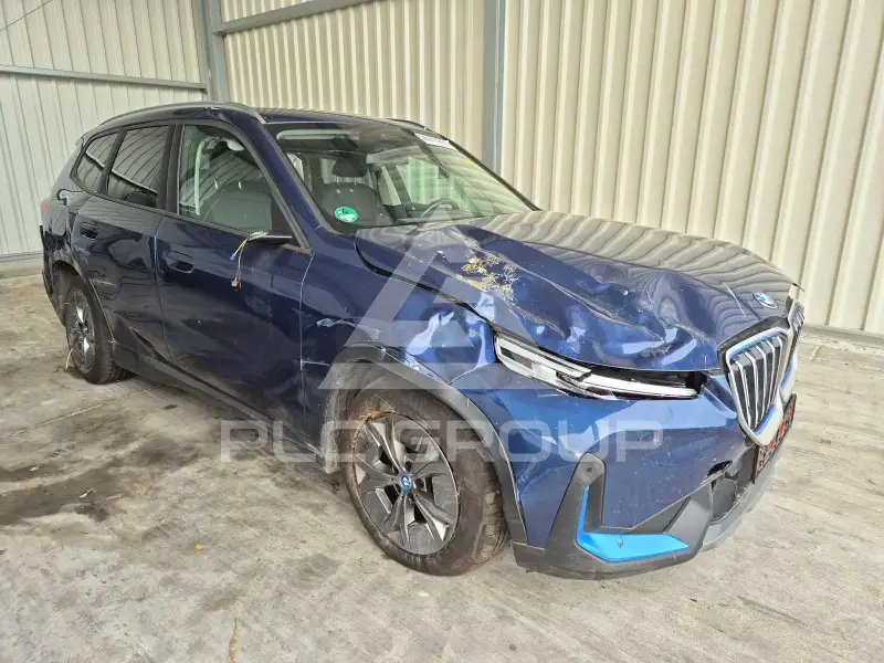 2023 BMW iX