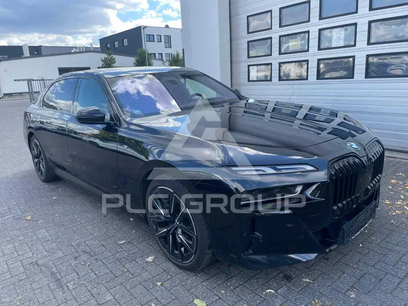 2023 BMW I7
