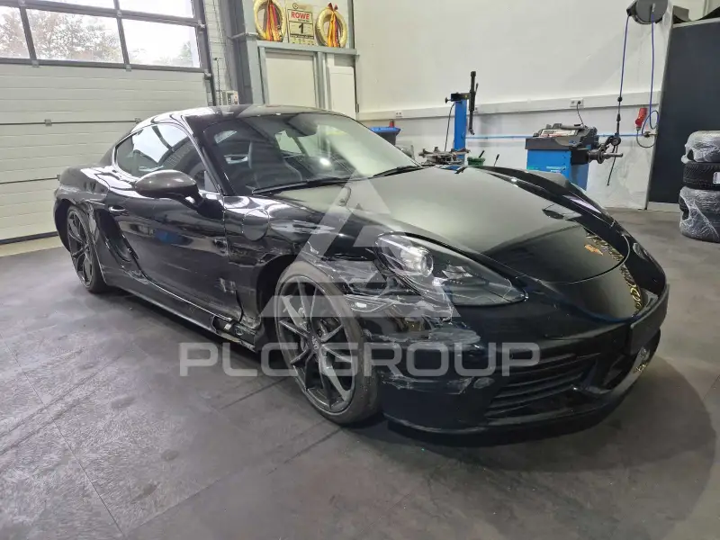 2023 Porsche 718