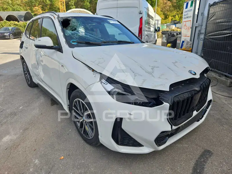 2024 BMW X1
