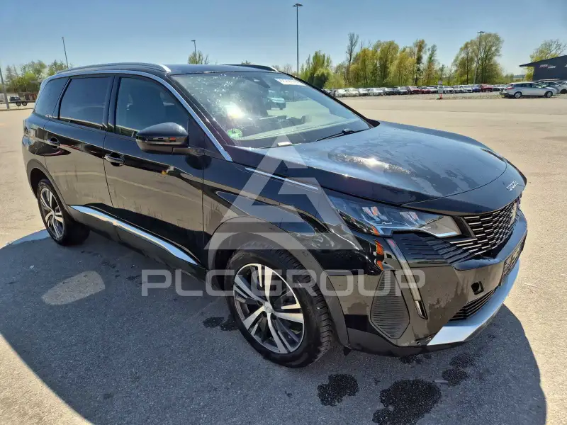 2024 Peugeot 5008