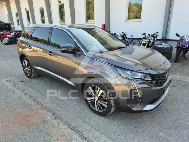 2024 Peugeot 5008