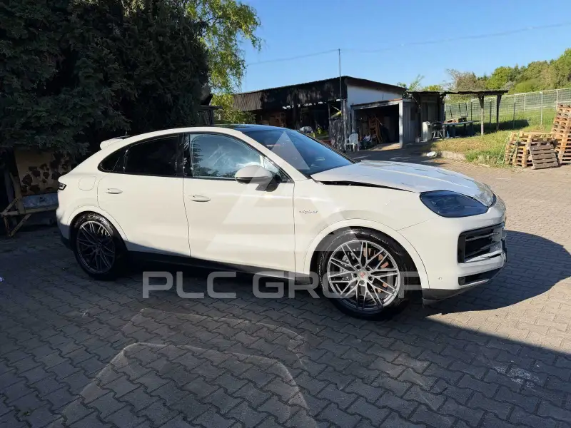2025 Porsche Cayenne