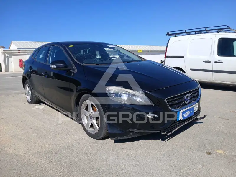 2015 Volvo V40