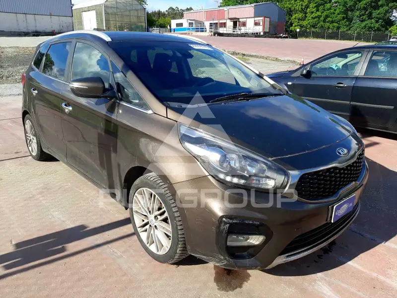 2018 KIA Carens