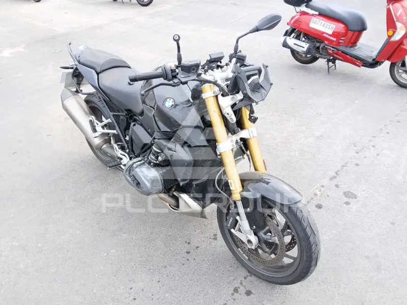 2023 BMW R1250