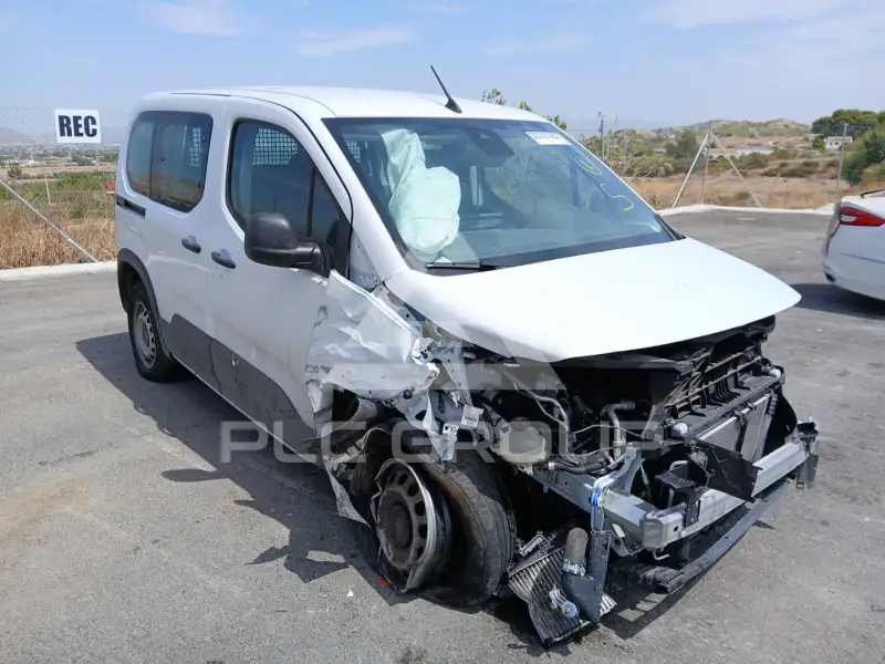2025 Peugeot Rifter