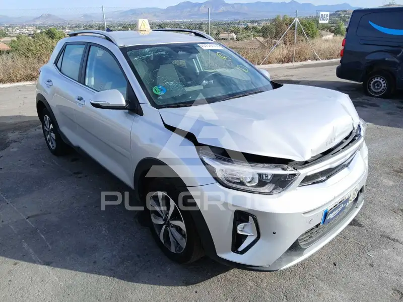 2025 KIA Stonic