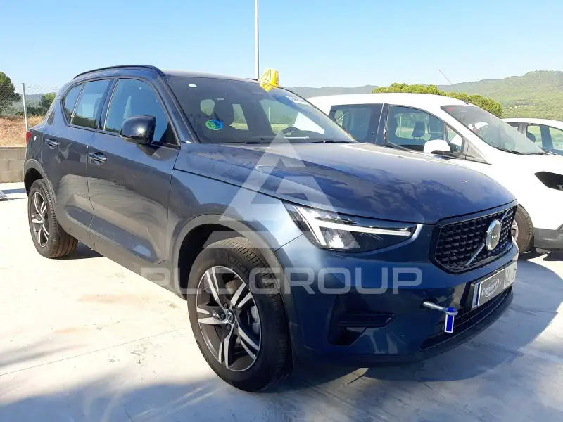 2026 Volvo XC40