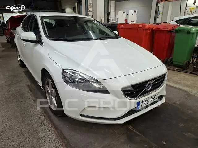 2015 Volvo V40