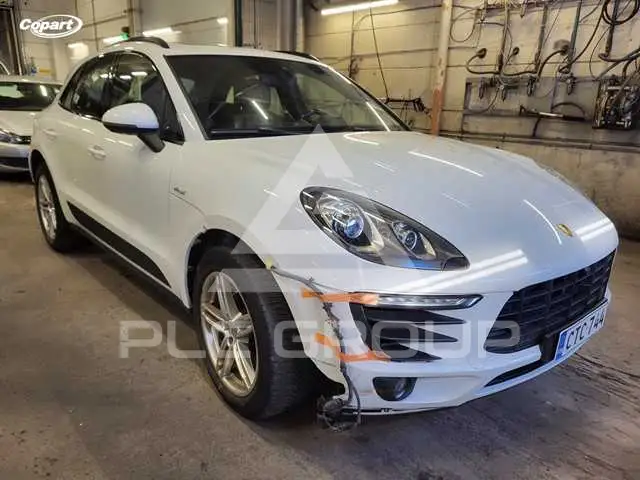 2015 Porsche MACAN
