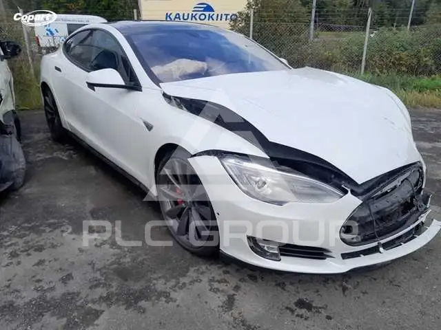 2015 Tesla MODEL S