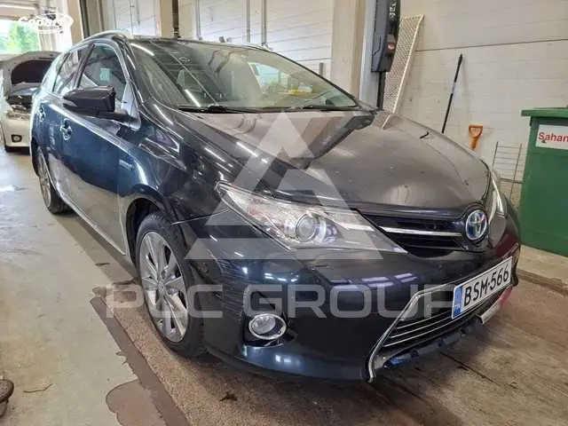 2015 Toyota AURIS