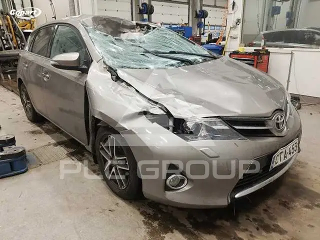 2015 Toyota AURIS