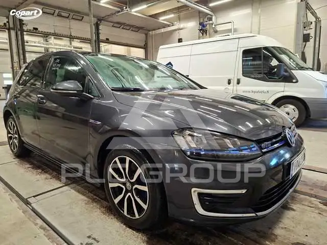 2015 Volkswagen GOLF
