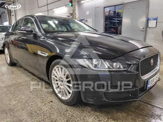 2016 Jaguar XE