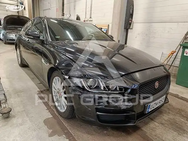 2016 Jaguar XE
